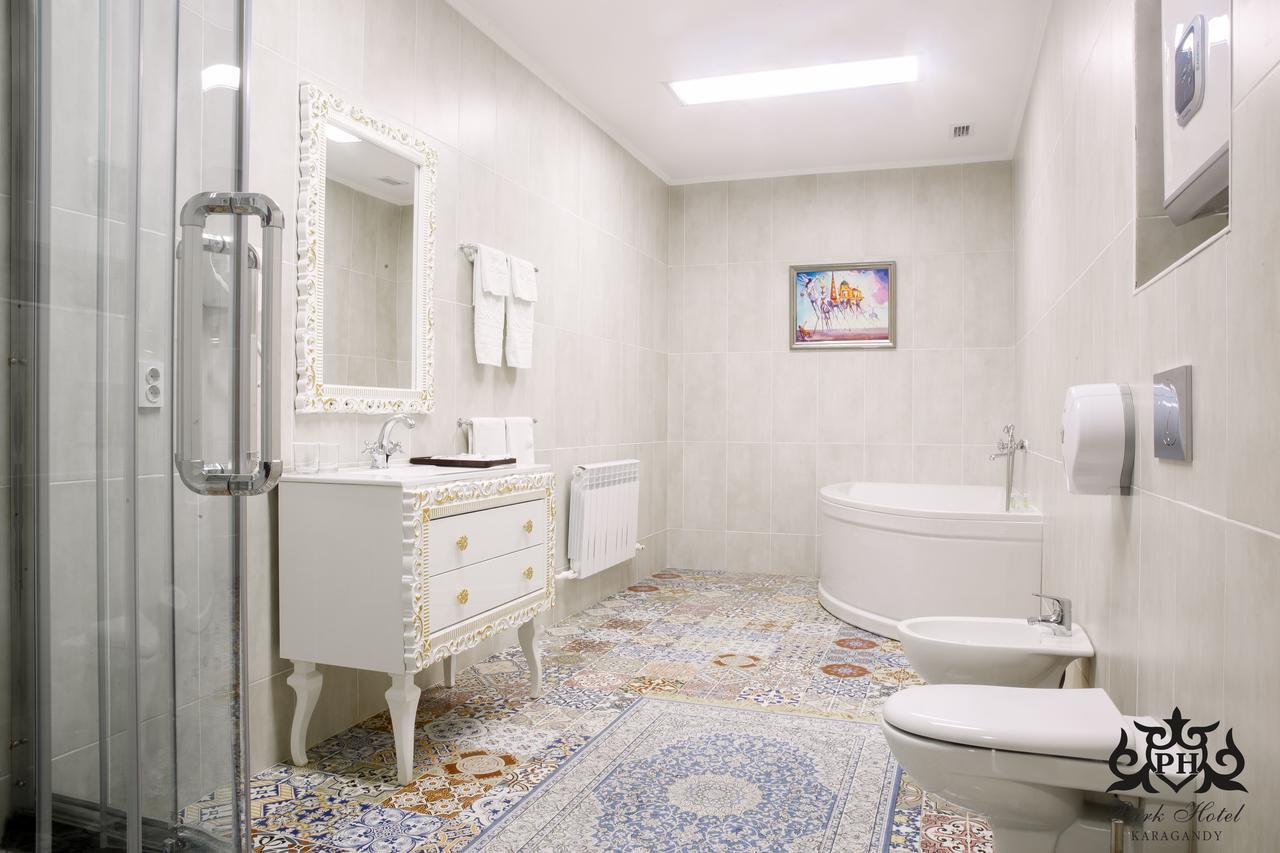 Park Hotel Karagandy 외부 사진