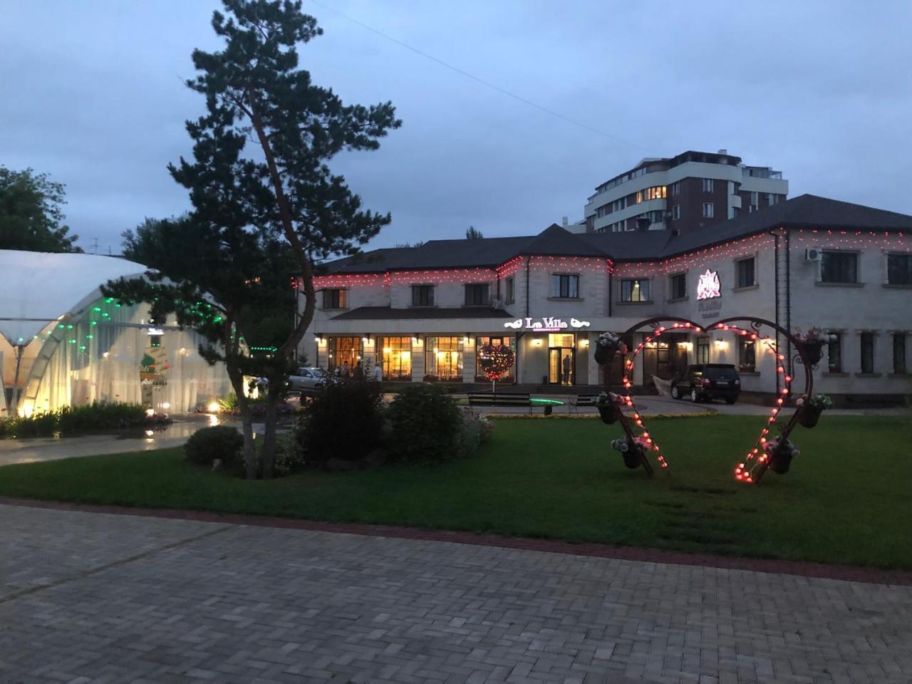 Park Hotel Karagandy 외부 사진